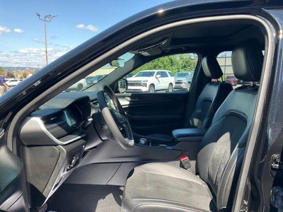 2025 Jeep Grand Cherokee L Altitude X 4x4