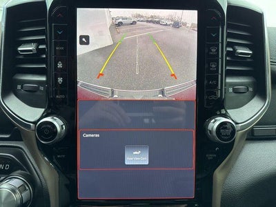 2022 RAM 1500 Laramie 4x4 Crew Cab 5'7" Box