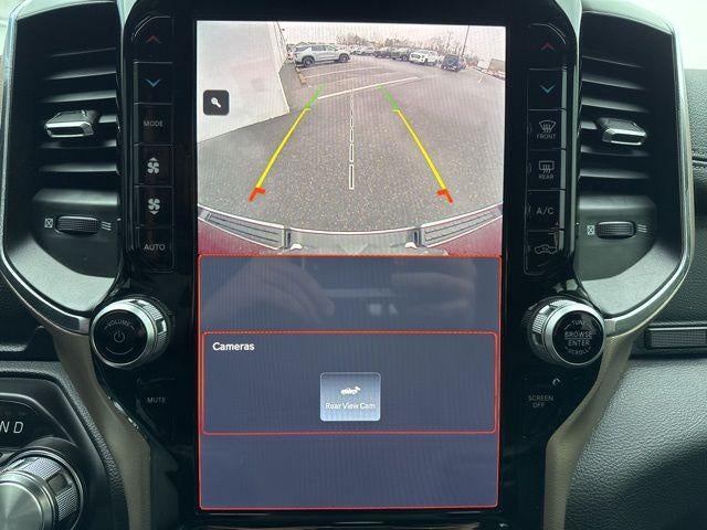 2022 RAM 1500 Laramie 4x4 Crew Cab 5'7" Box