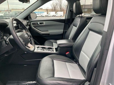 2022 Ford Explorer XLT 4WD