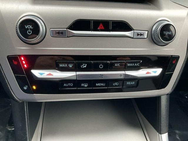 2022 Ford Explorer XLT 4WD