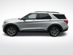 2022 Ford Explorer XLT 4WD