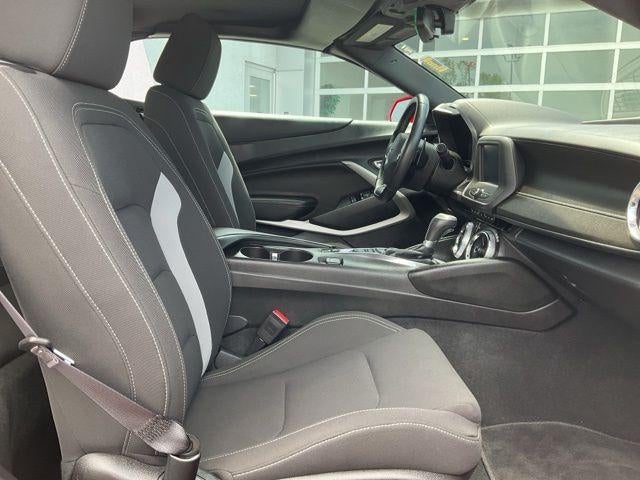 2016 Chevrolet Camaro 2dr Convertible 1LT