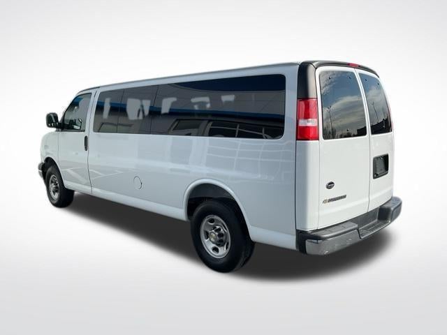 2025 Chevrolet Express Passenger 3500 Extended Wheelbase Rear-Wheel Drive 1LT