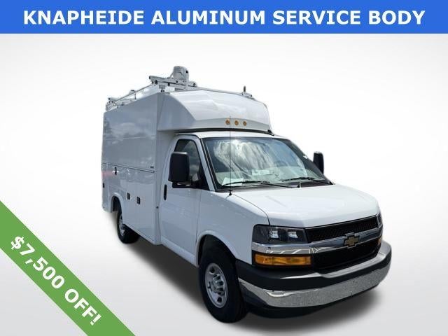 2024 Chevrolet Express Cutaway 3500 Base
