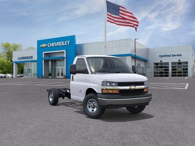 2026 Chevrolet Express Cutaway 3500 Base