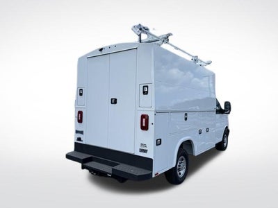 2024 Chevrolet Express Cutaway 3500 Base