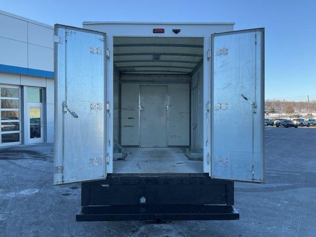 2021 Chevrolet Express Cutaway 3500 3500 Van 139"