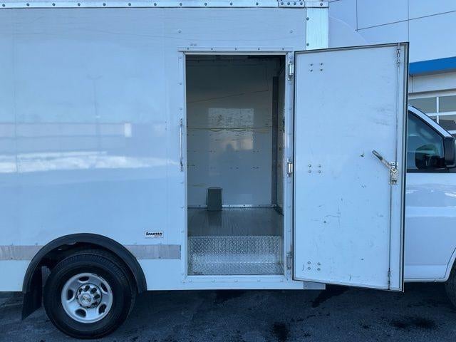 2021 Chevrolet Express Cutaway 3500 3500 Van 139"