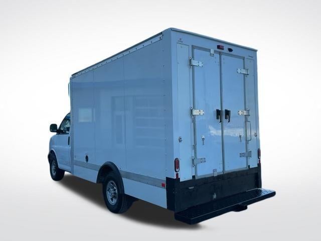 2021 Chevrolet Express Cutaway 3500 3500 Van 139"