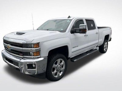 2019 Chevrolet Silverado 2500 HD Crew Cab Standard Box 4-Wheel Drive LTZ