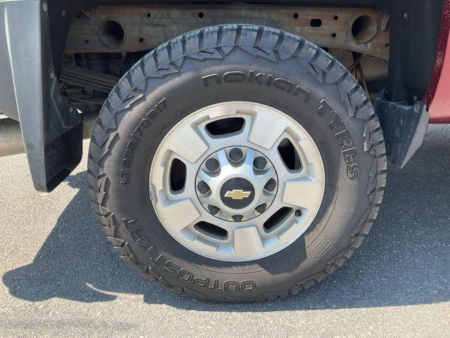 2015 Chevrolet Silverado 2500 HD Crew Cab Standard Box 4-Wheel Drive LT