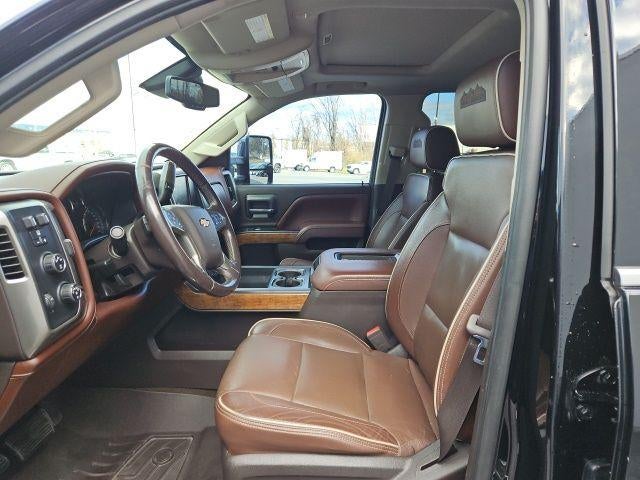 2016 Chevrolet Silverado 2500 HD Crew Cab Standard Box 4-Wheel Drive High Country