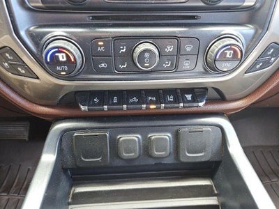 2016 Chevrolet Silverado 2500 HD Crew Cab Standard Box 4-Wheel Drive High Country