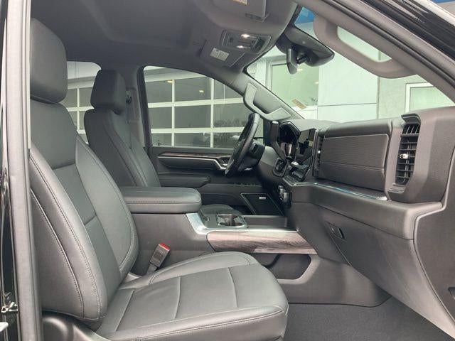 2025 Chevrolet Silverado 3500 HD Crew Cab Long Box 4-Wheel Drive LTZ