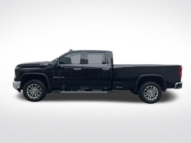 2025 Chevrolet Silverado 3500 HD Crew Cab Long Box 4-Wheel Drive LTZ