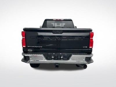 2025 Chevrolet Silverado 3500 HD Crew Cab Long Box 4-Wheel Drive LTZ