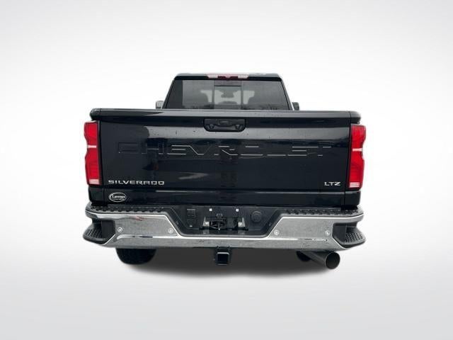 2025 Chevrolet Silverado 3500 HD Crew Cab Long Box 4-Wheel Drive LTZ