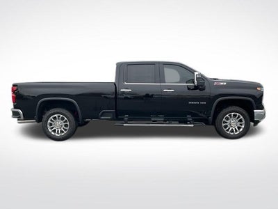 2025 Chevrolet Silverado 3500 HD Crew Cab Long Box 4-Wheel Drive LTZ