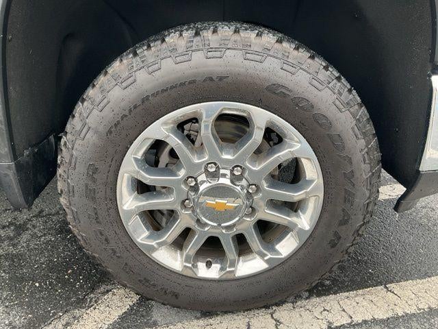 2025 Chevrolet Silverado 3500 HD Crew Cab Long Box 4-Wheel Drive LTZ