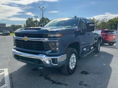 2024 Chevrolet Silverado 2500 HD Crew Cab Standard Box 4-Wheel Drive LT