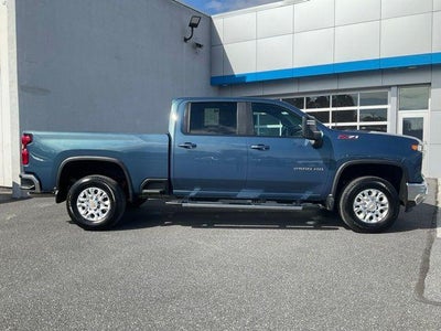 2024 Chevrolet Silverado 2500 HD Crew Cab Standard Box 4-Wheel Drive LT
