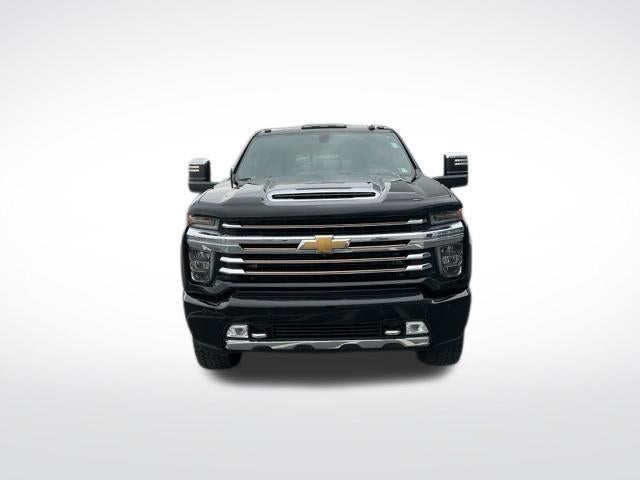 2022 Chevrolet Silverado 2500 HD Crew Cab Long Box 4-Wheel Drive High Country