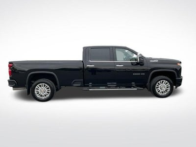 2022 Chevrolet Silverado 2500 HD Crew Cab Long Box 4-Wheel Drive High Country