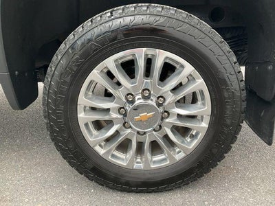 2022 Chevrolet Silverado 2500 HD Crew Cab Long Box 4-Wheel Drive High Country