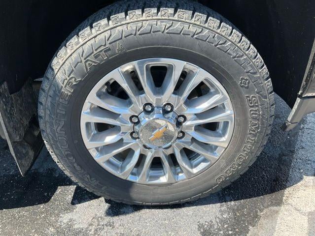 2022 Chevrolet Silverado 2500 HD Crew Cab Long Box 4-Wheel Drive High Country