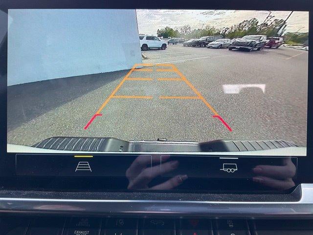 2024 Chevrolet Silverado 3500 HD Crew Cab Long Box 4-Wheel Drive LT