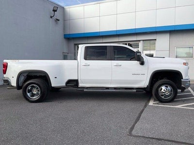 2024 Chevrolet Silverado 3500 HD Crew Cab Long Box 4-Wheel Drive LT