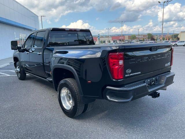 2022 Chevrolet Silverado 3500 HD Crew Cab Long Box 4-Wheel Drive High Country