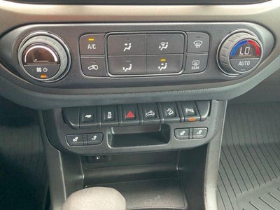 2022 Chevrolet Colorado Crew Cab Short Box 4-Wheel Drive Z71