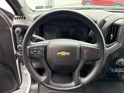 2022 Chevrolet Silverado 1500 Crew Cab Short Box 4-Wheel Drive Custom