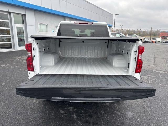 2022 Chevrolet Silverado 1500 Crew Cab Short Box 4-Wheel Drive Custom