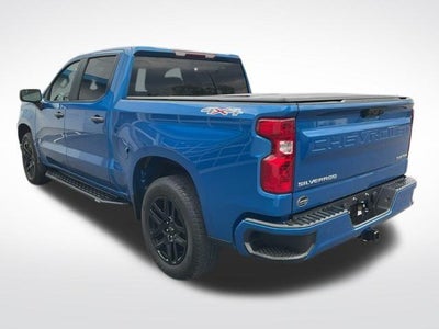 2022 Chevrolet Silverado 1500 Crew Cab Short Box 4-Wheel Drive Custom