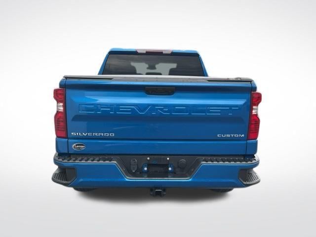 2022 Chevrolet Silverado 1500 Crew Cab Short Box 4-Wheel Drive Custom