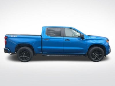 2022 Chevrolet Silverado 1500 Crew Cab Short Box 4-Wheel Drive Custom