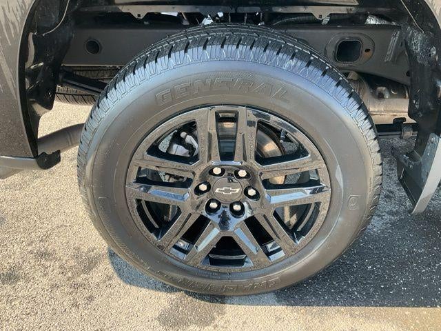 2024 Chevrolet Silverado 1500 Crew Cab Short Box 4-Wheel Drive Custom