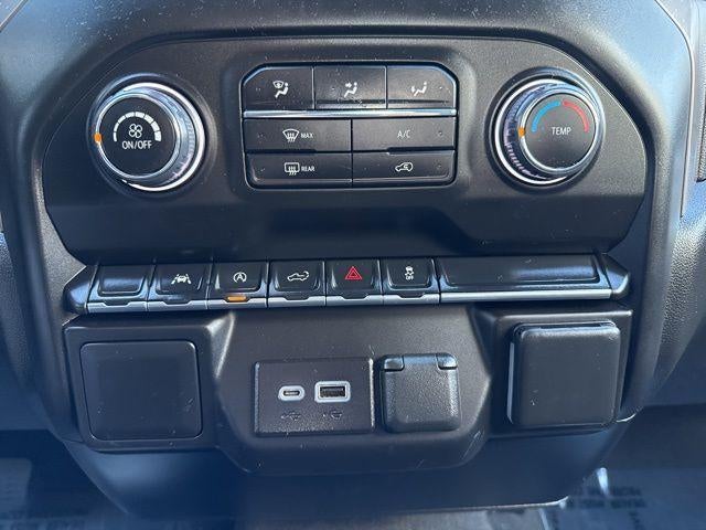 2023 Chevrolet Silverado 1500 Crew Cab Short Box 4-Wheel Drive Custom