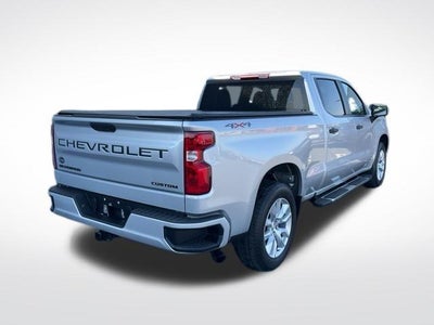 2022 Chevrolet Silverado 1500 Crew Cab Standard Box 4-Wheel Drive Custom
