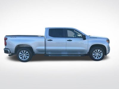 2022 Chevrolet Silverado 1500 Crew Cab Standard Box 4-Wheel Drive Custom