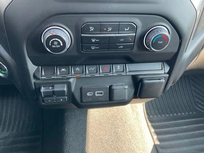 2023 Chevrolet Silverado 1500 Crew Cab Standard Box 4-Wheel Drive Custom