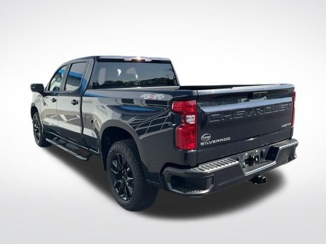 2023 Chevrolet Silverado 1500 Crew Cab Standard Box 4-Wheel Drive Custom