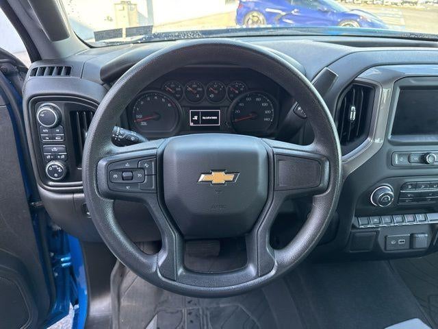 2022 Chevrolet Silverado 1500 Crew Cab Short Box 4-Wheel Drive Custom