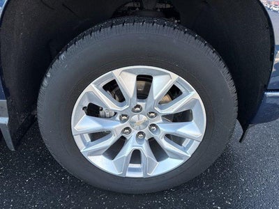 2023 Chevrolet Silverado 1500 Crew Cab Short Box 4-Wheel Drive Custom