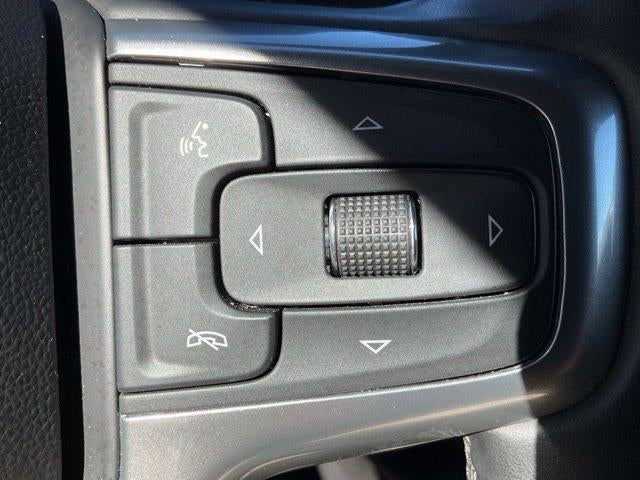 2024 Chevrolet Silverado 1500 Crew Cab Short Box 4-Wheel Drive LT 2FL