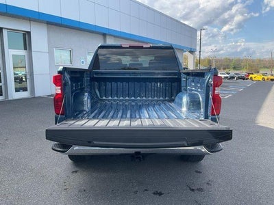 2024 Chevrolet Silverado 1500 Crew Cab Short Box 4-Wheel Drive LT 2FL