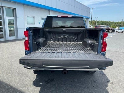 2024 Chevrolet Silverado 1500 Crew Cab Short Box 4-Wheel Drive LT 2FL